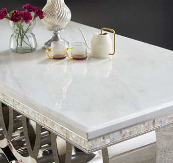 D620 Giovanni Table/D825 Queen